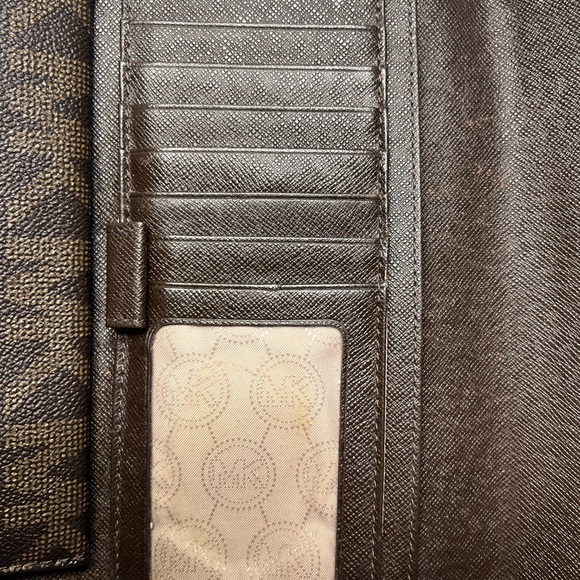 Michael Kors Brown Signature Continental Zip Wallet Long Multiple Compartments - Picture 8 of 12